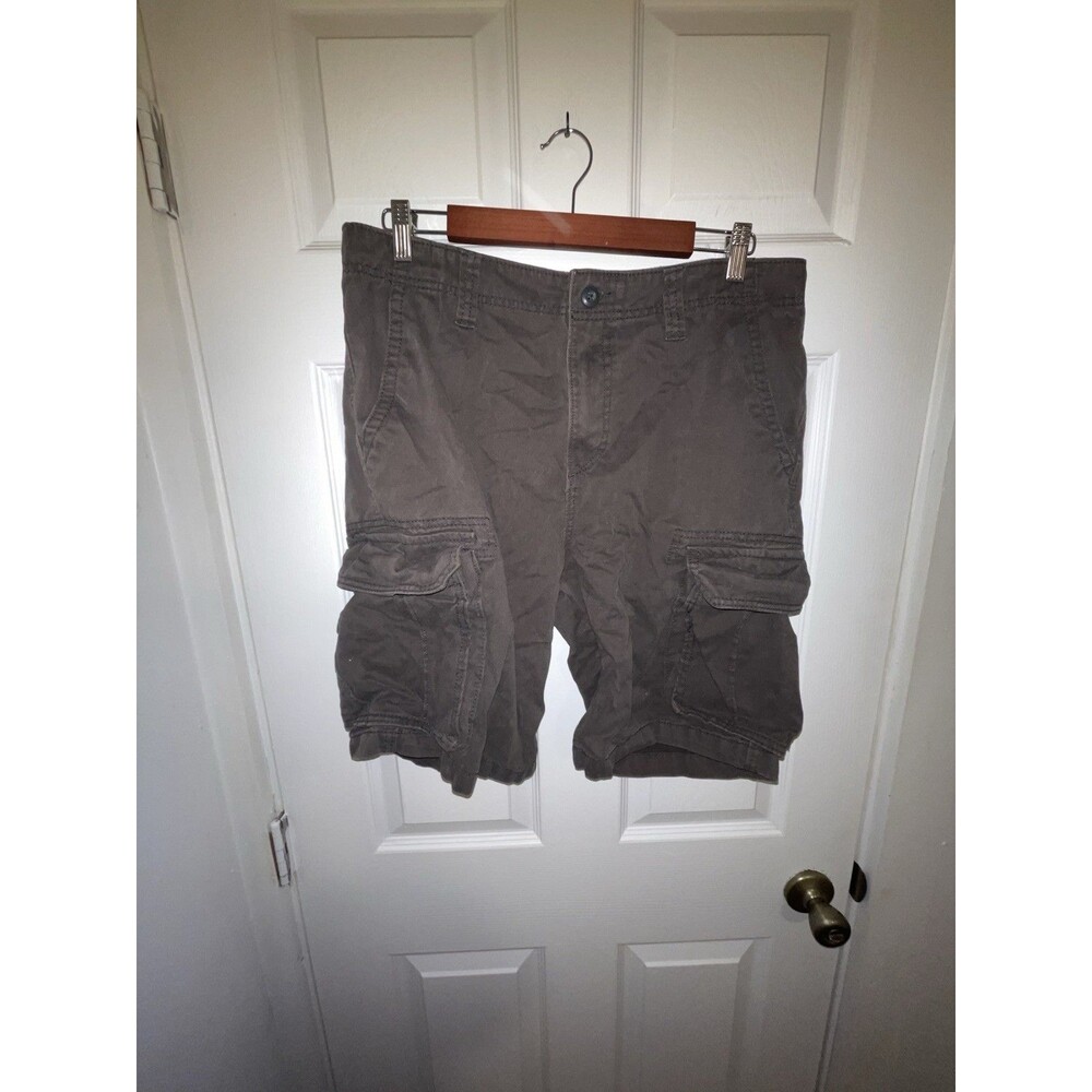 Men’s Old Navy Dark Gray Cargo Shorts Size 33